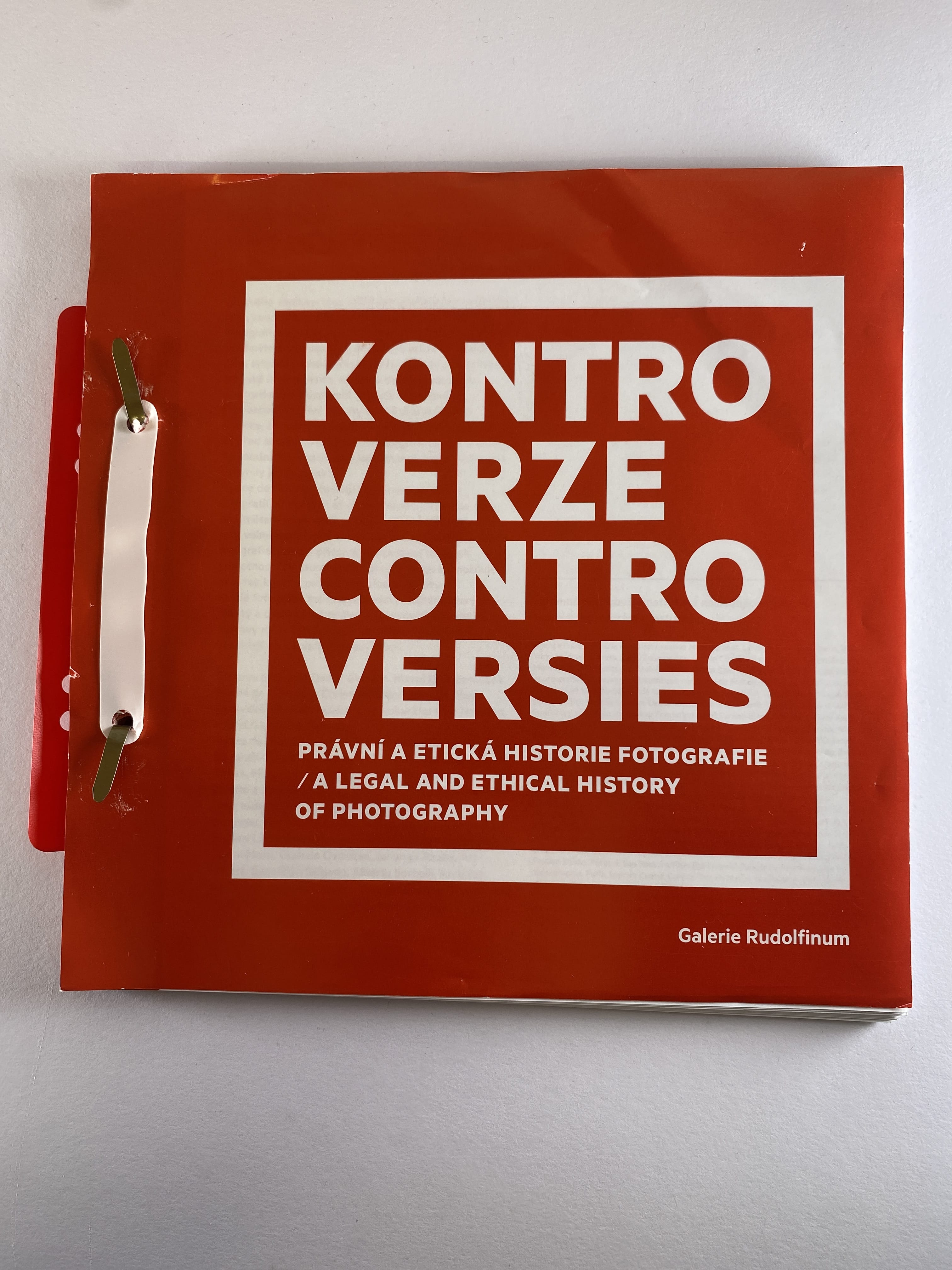 Levně Kontroverze: právní a etická historie fotografie