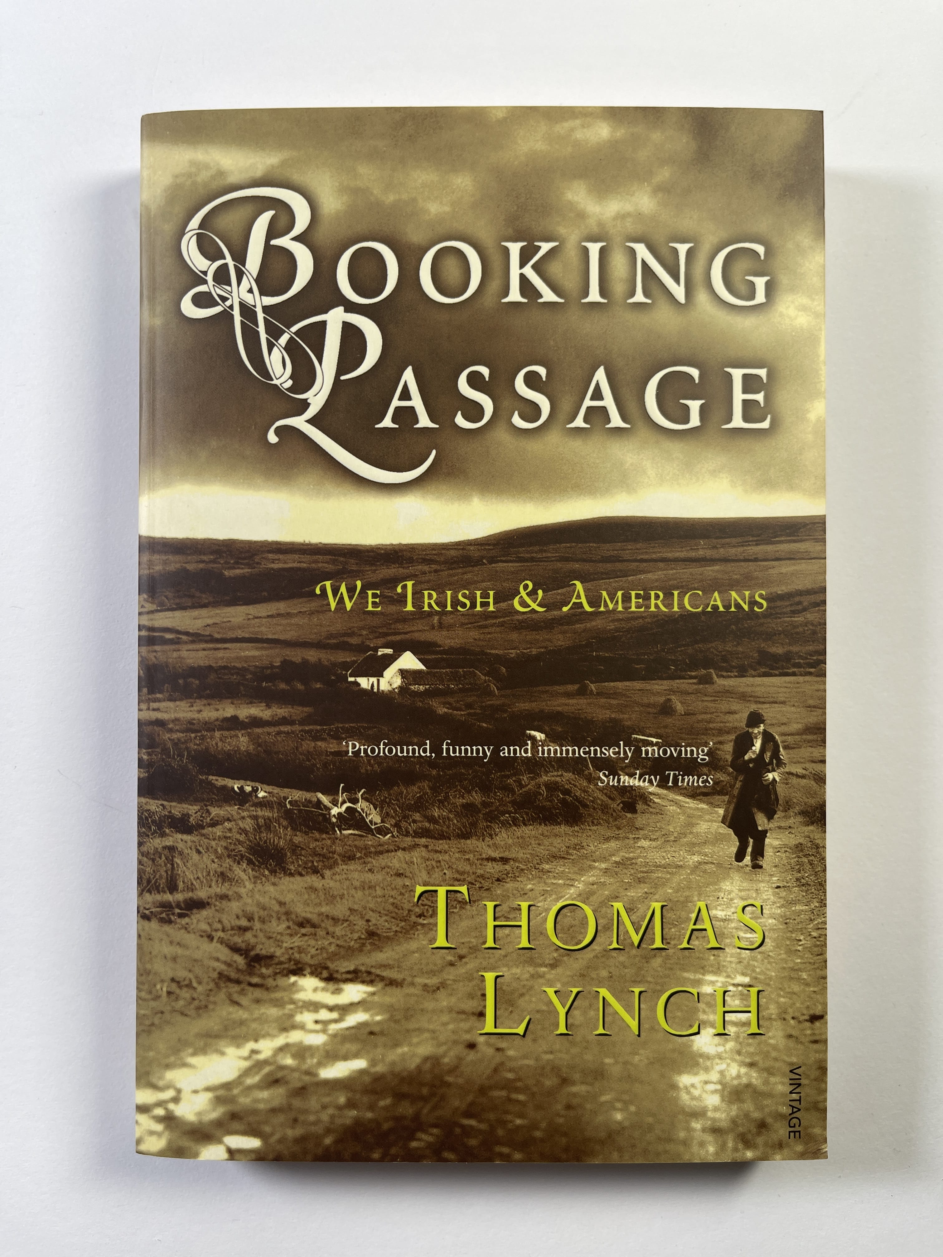 Levně Booking Passage