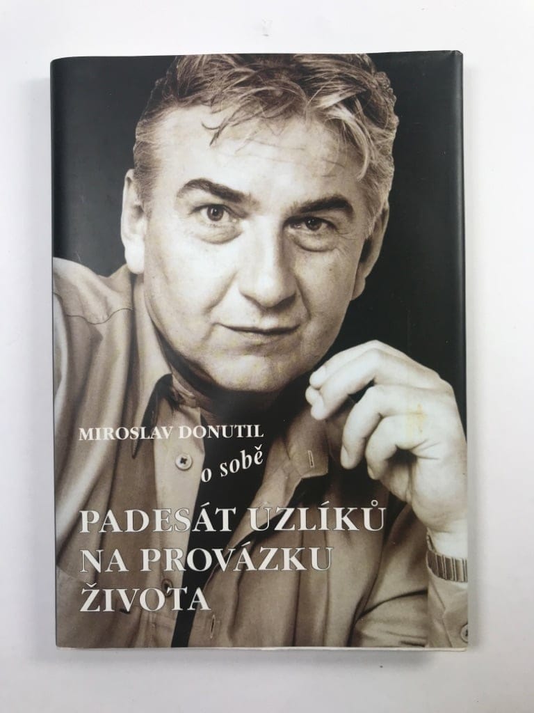 Padesát uzlíků na provázku života Pevná 2000