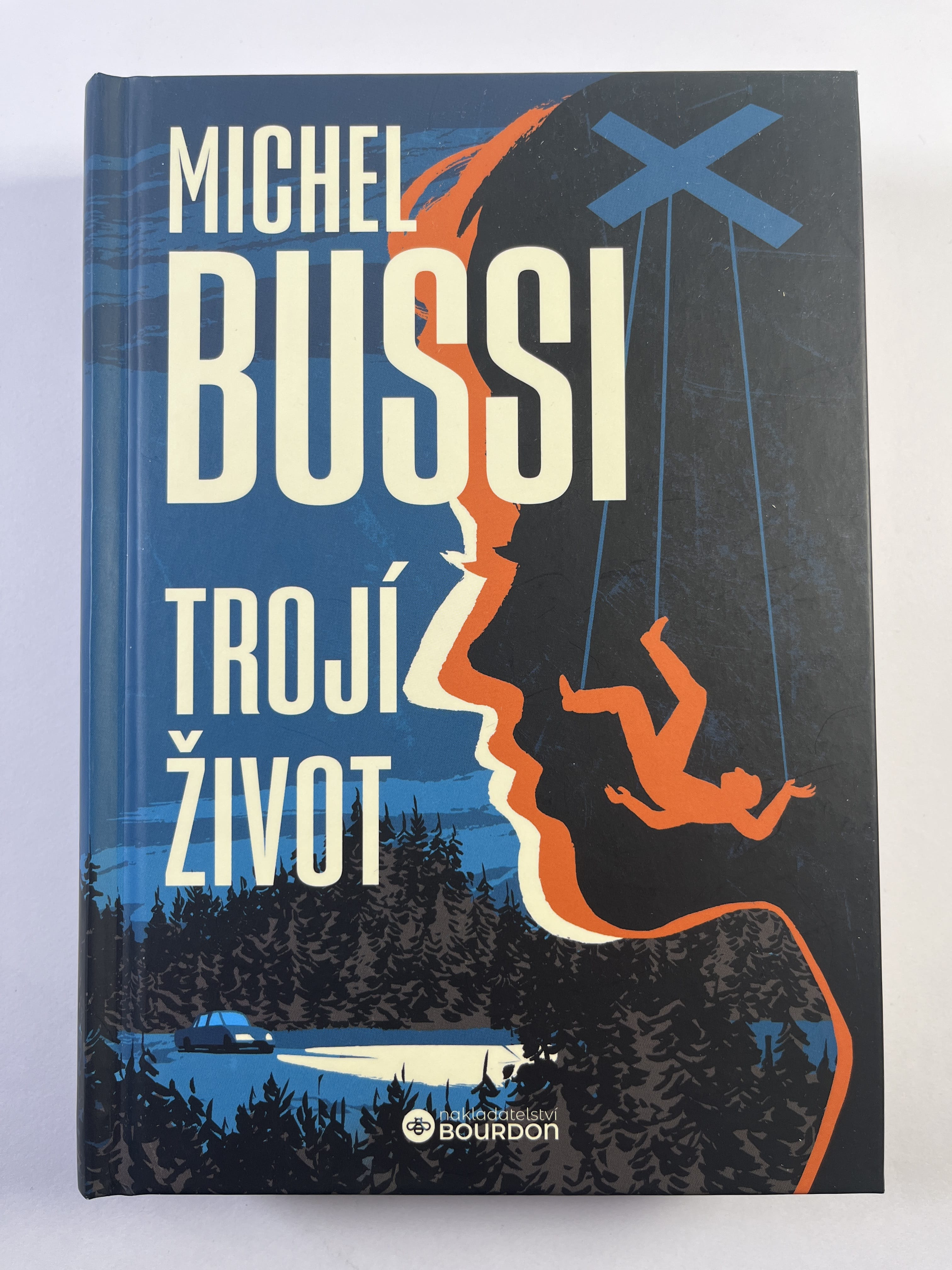 Trojí život