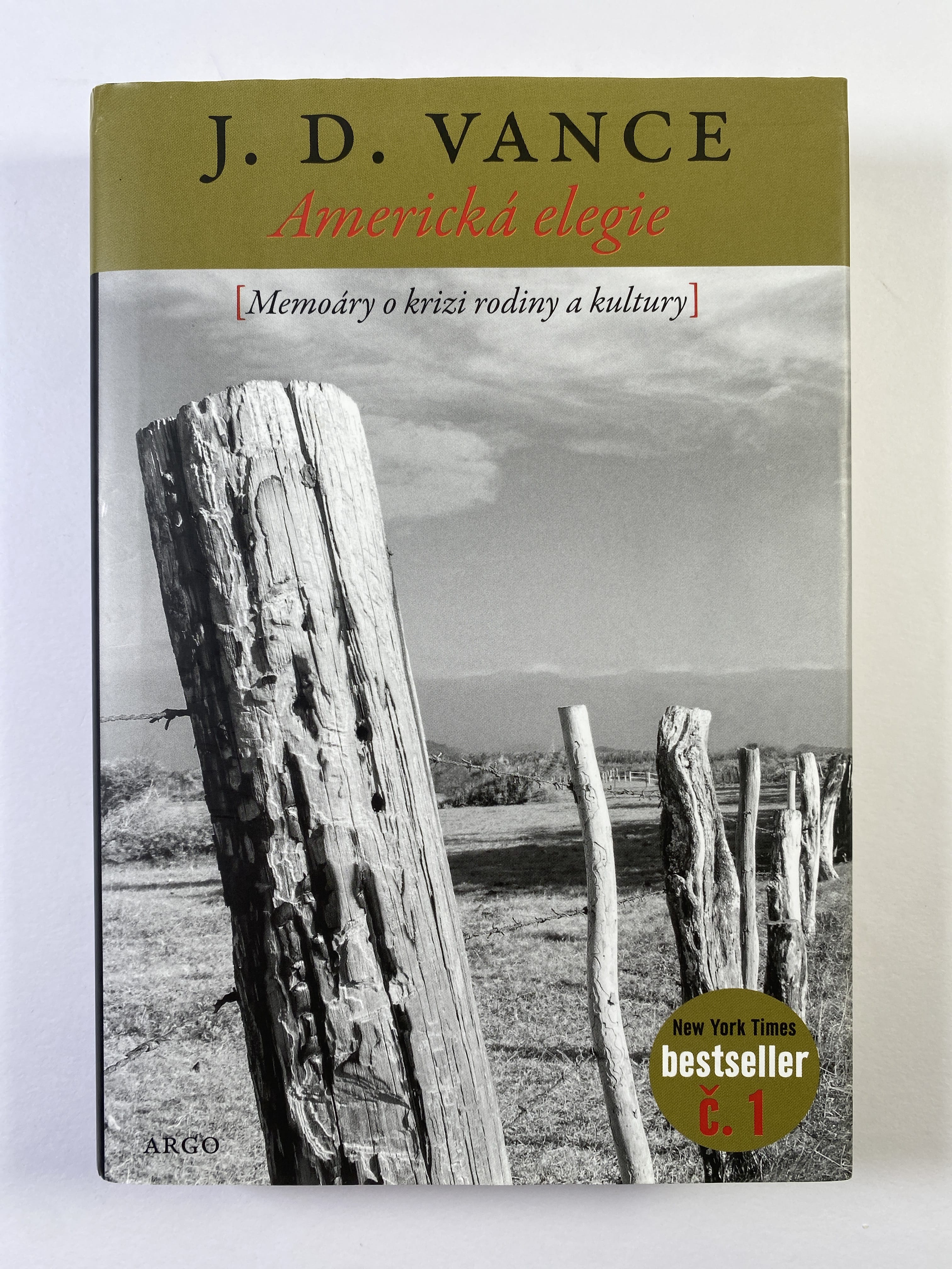 Levně Americká elegie: Memoáry o krizi rodiny a kultury Pevná (2018)