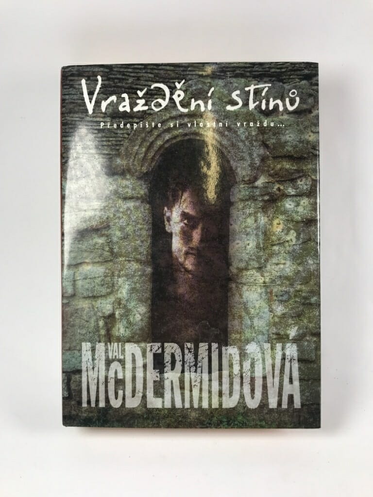 Levně Vraždění stínů Pevná