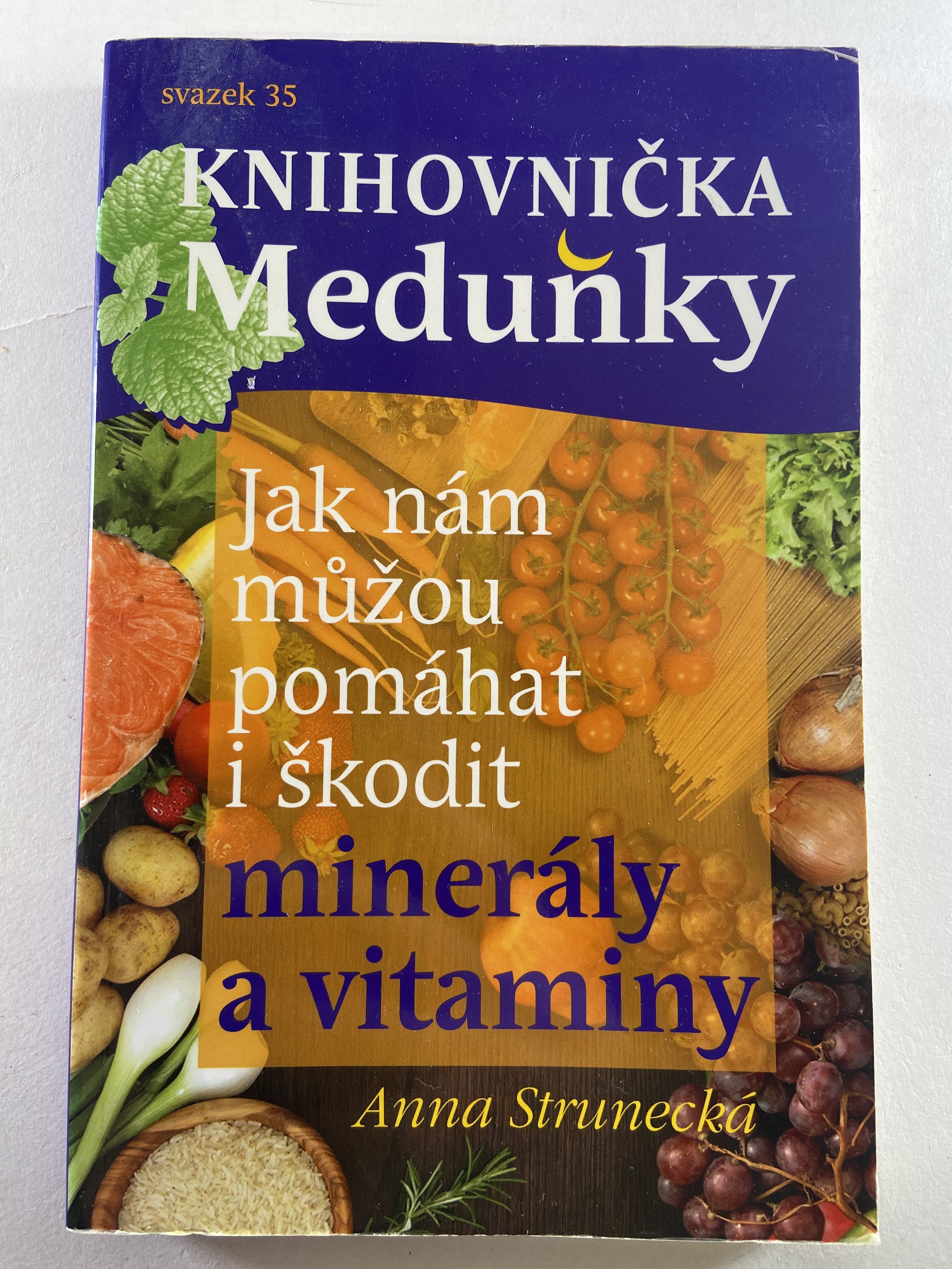 Levně Knihovnička Meduňky: Jak nám můžou pomáhat i škodit minerály a vitaminy (35)