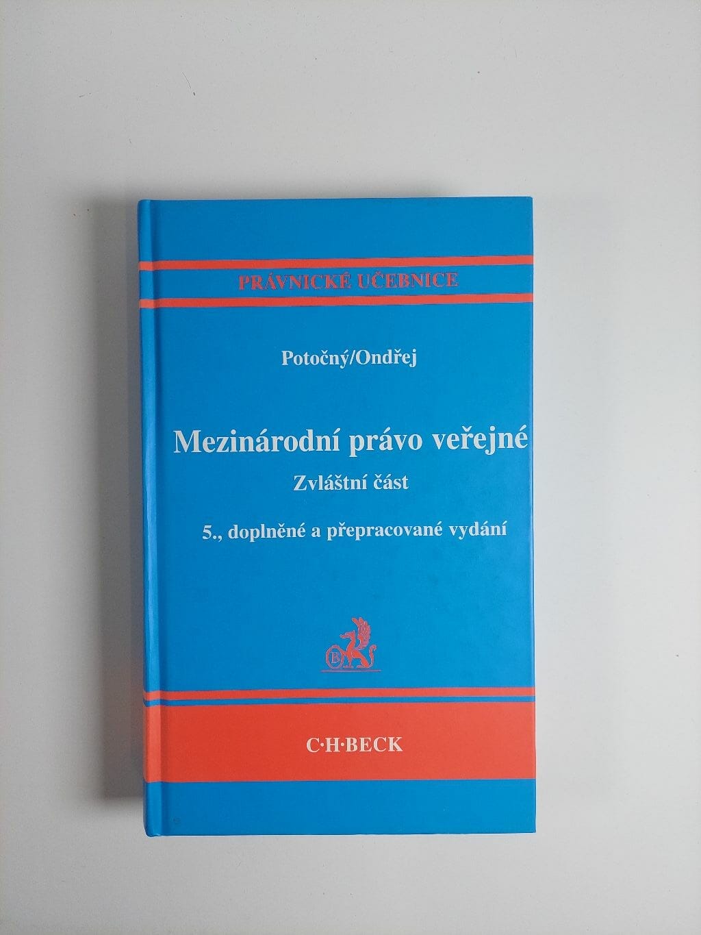 Levně Mezinárodní právo veřejné: zvláštní část Pevná 2006