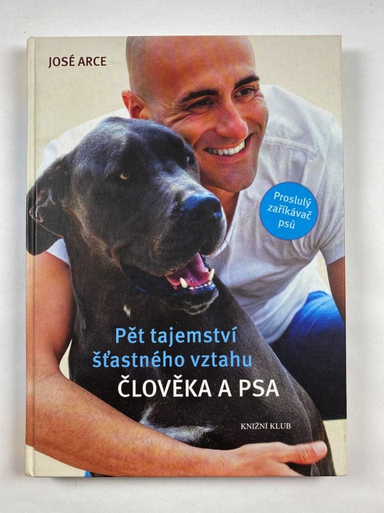 Levně Pět tajemství šťastného vztahu člověka a psa Pevná (2019)