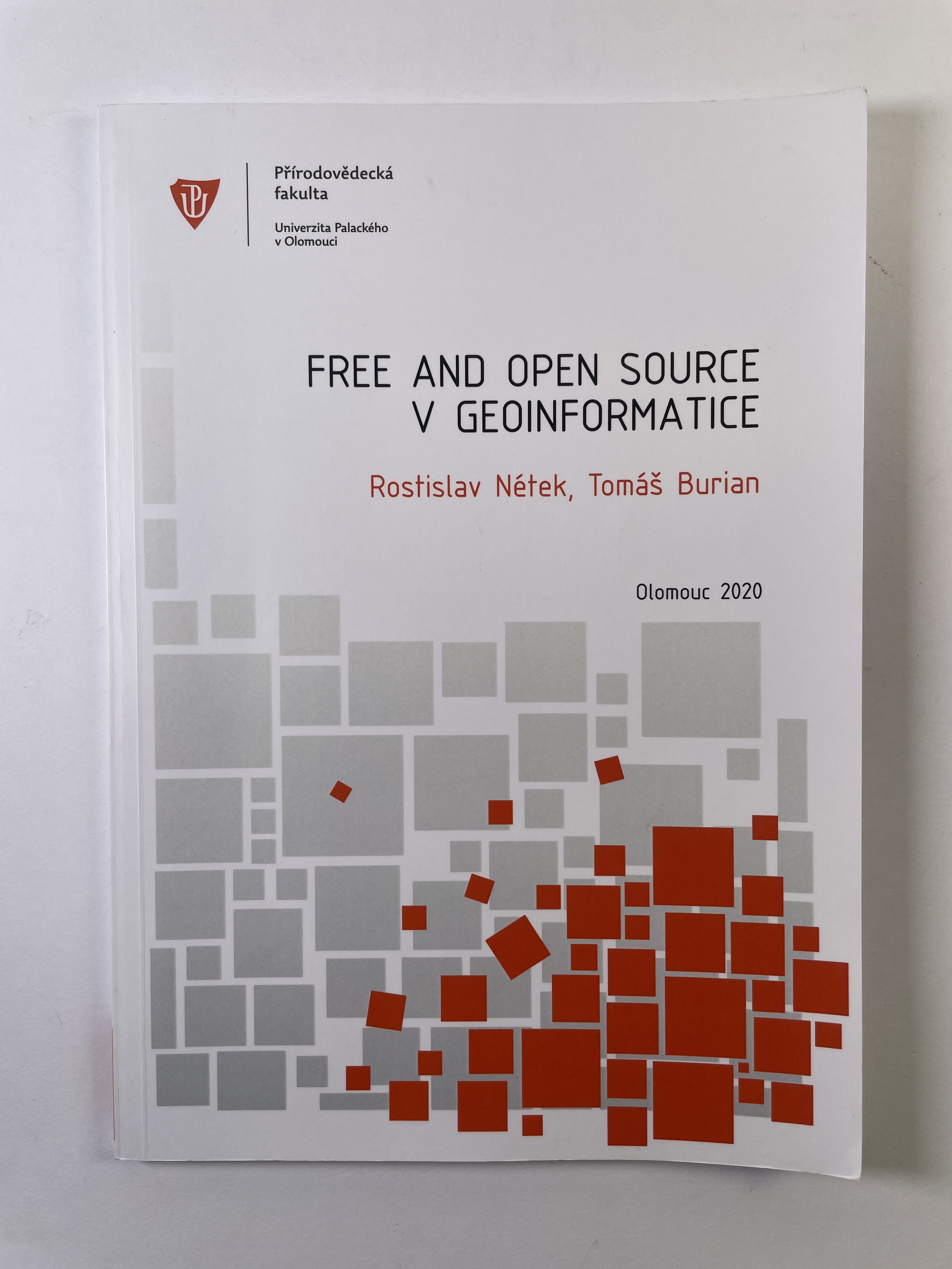 Levně Free and open source v geoinformatice