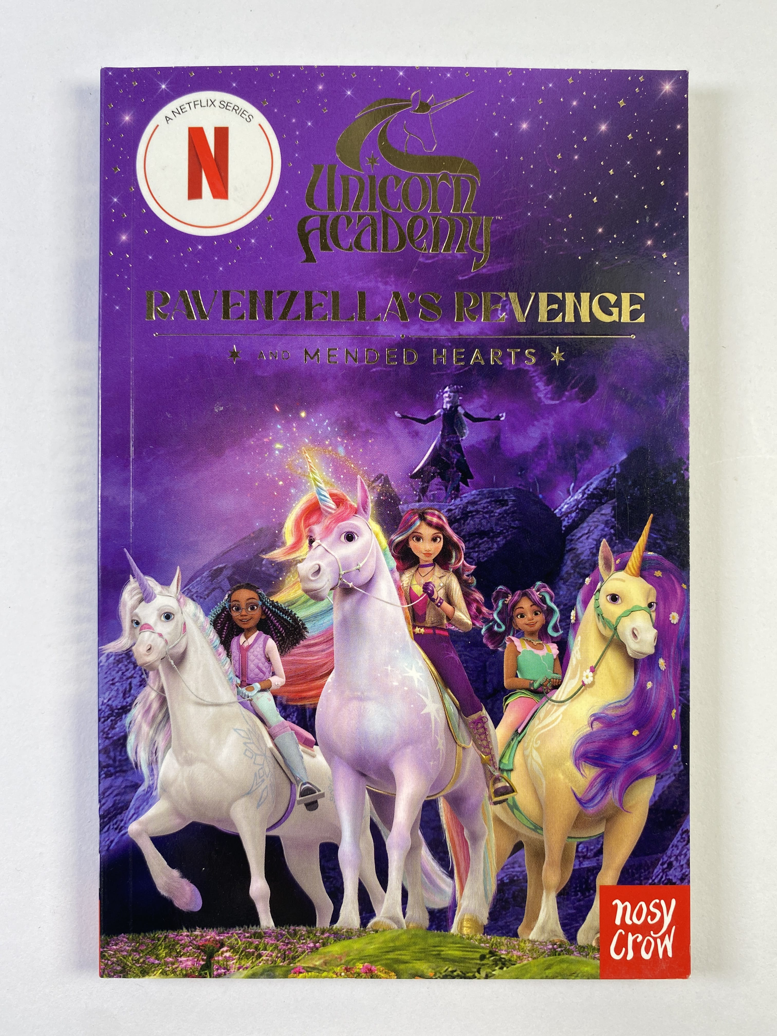 Levně Unicorn Academy: Ravenzella’s Revenge and Mended Hearts