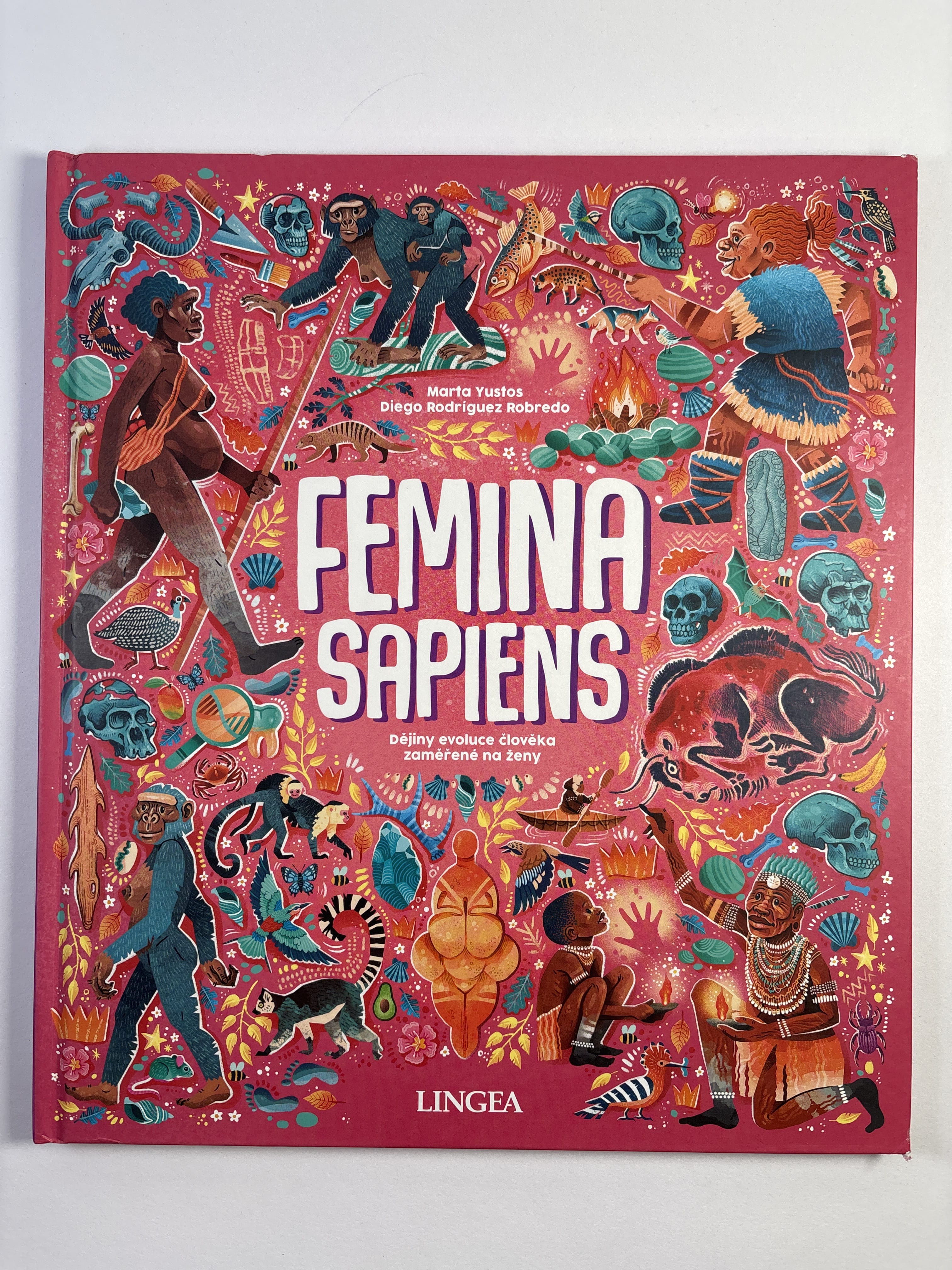 Levně Femina sapiens: Dějiny evoluce člověka zaměřené na ženy