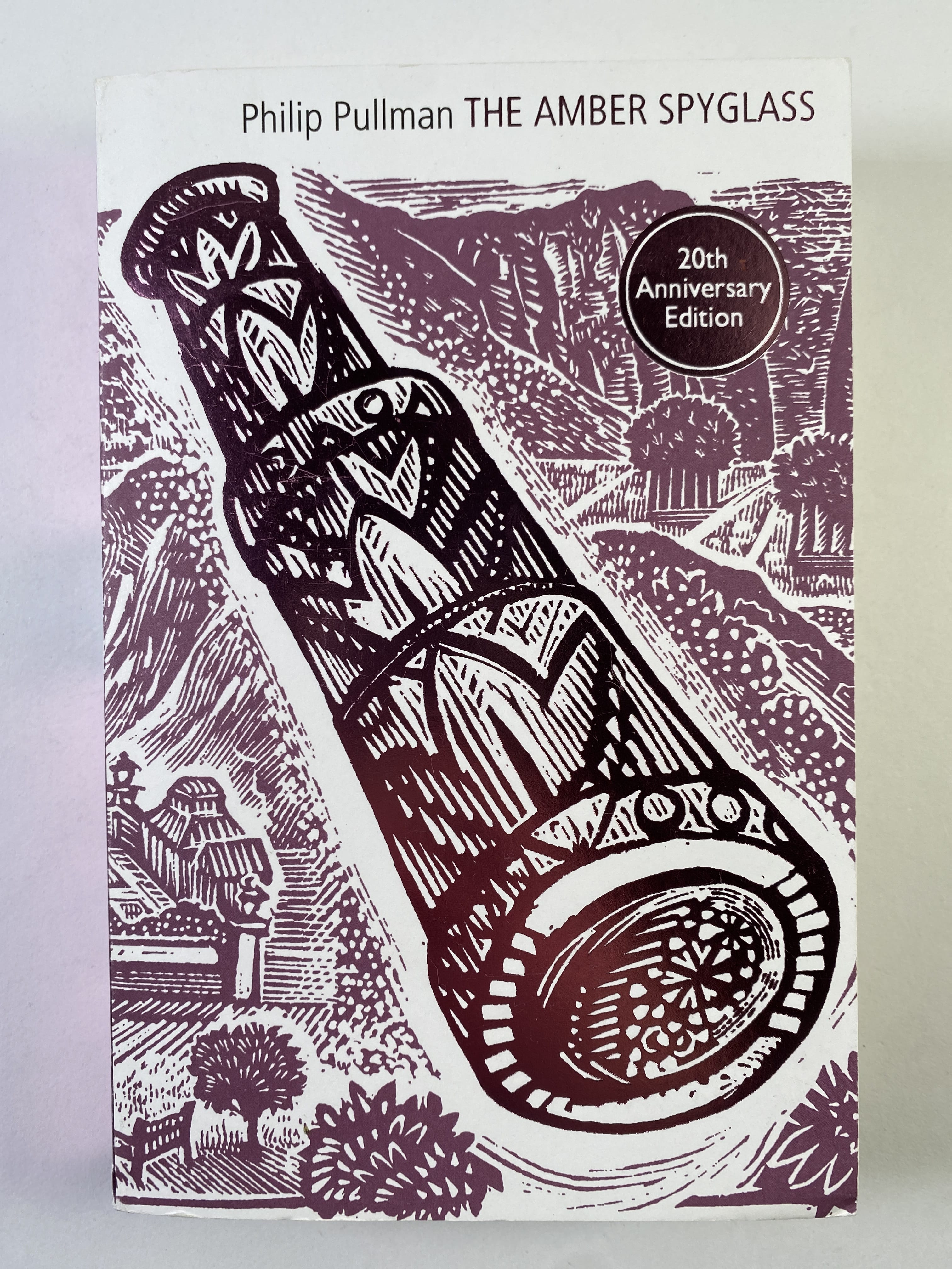 Levně His Dark Materials: The Amber Spyglass (3)