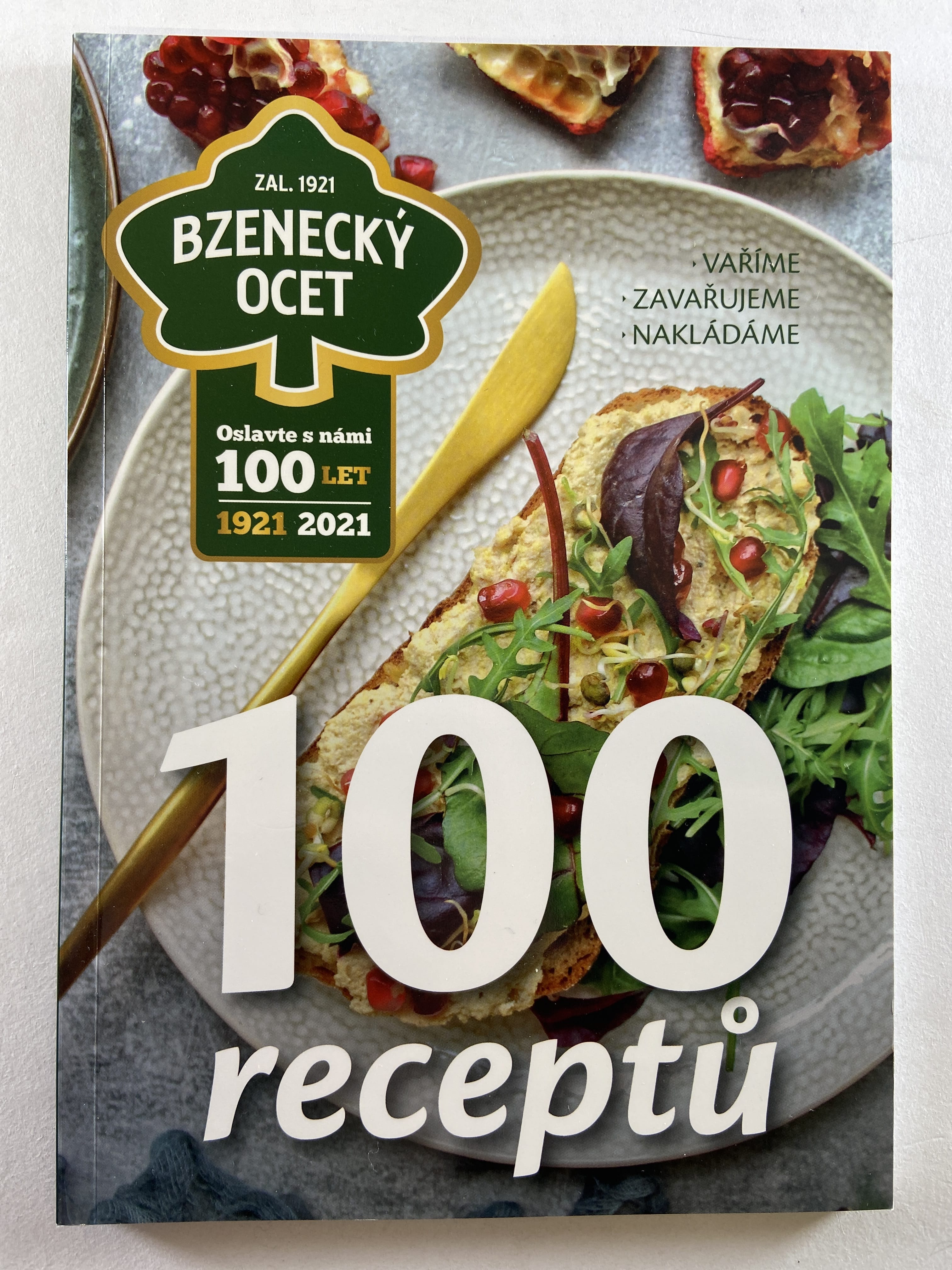 Levně 100 receptů - Vaříme, zavařujeme, nakládáme Měkká