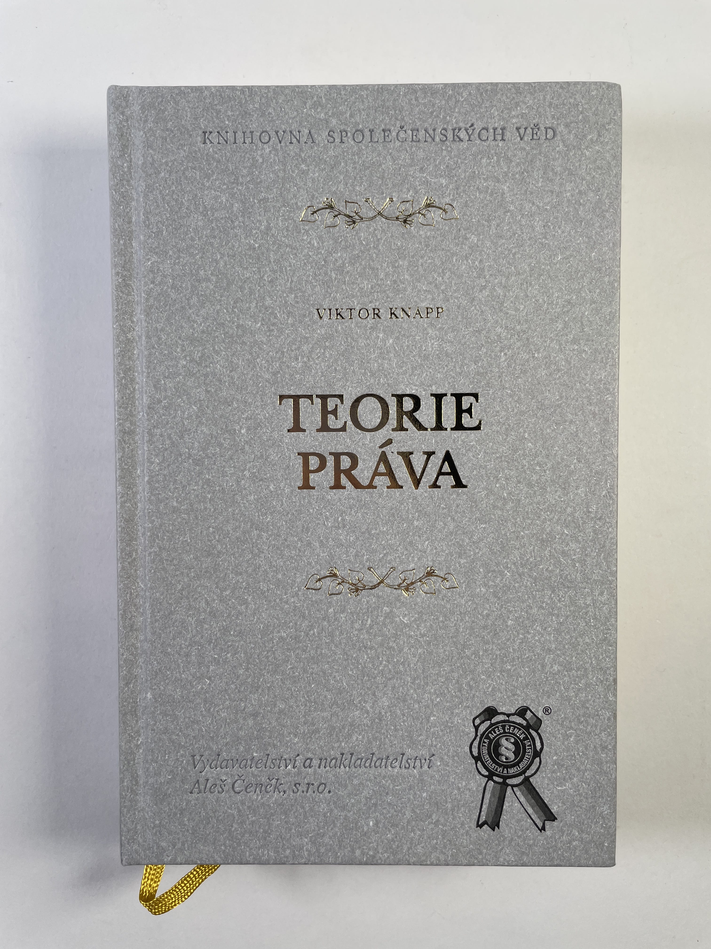 Levně Teorie práva Pevná (2024)