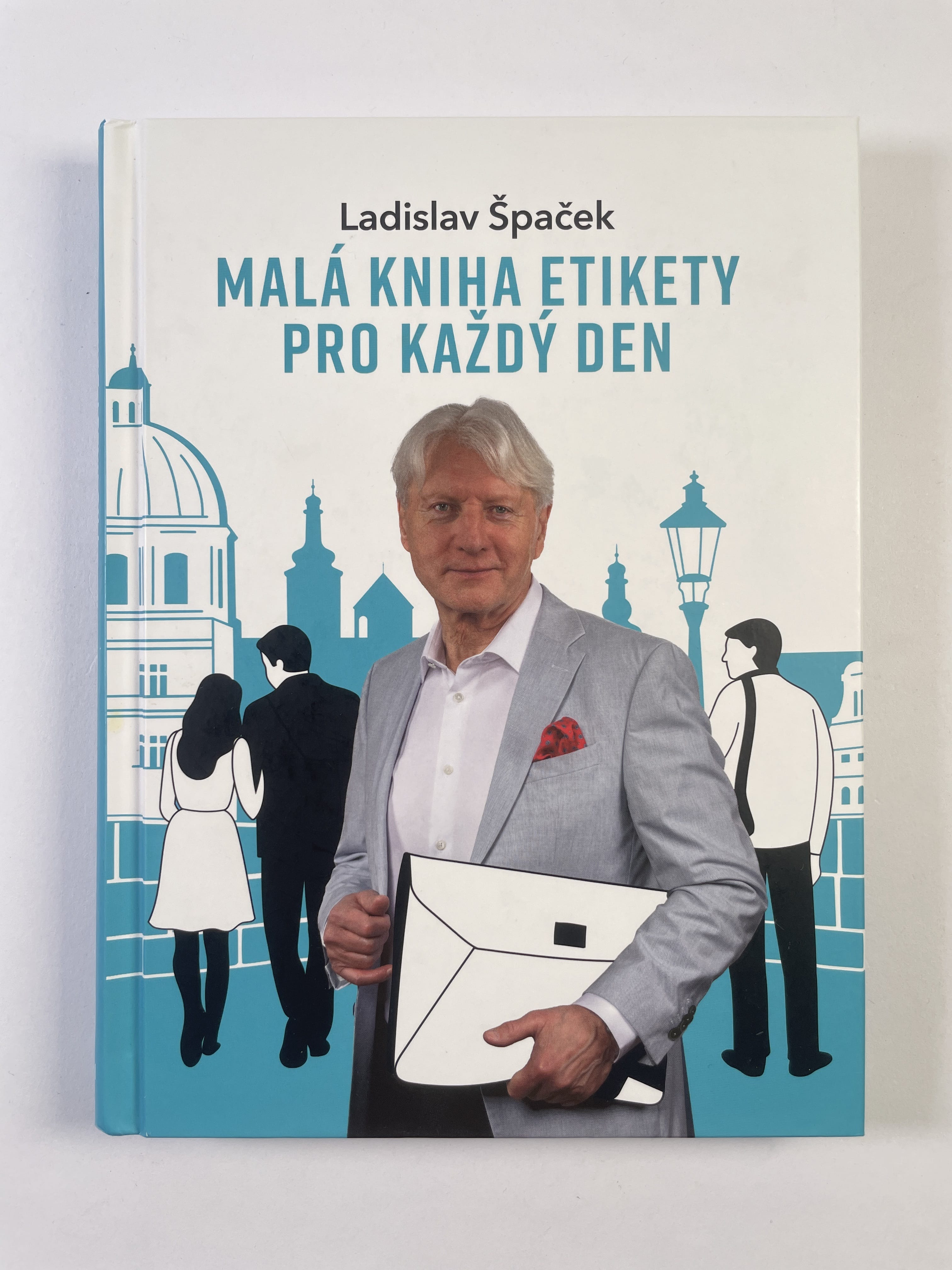 Levně Malá kniha etikety pro každý den Pevná (2024)