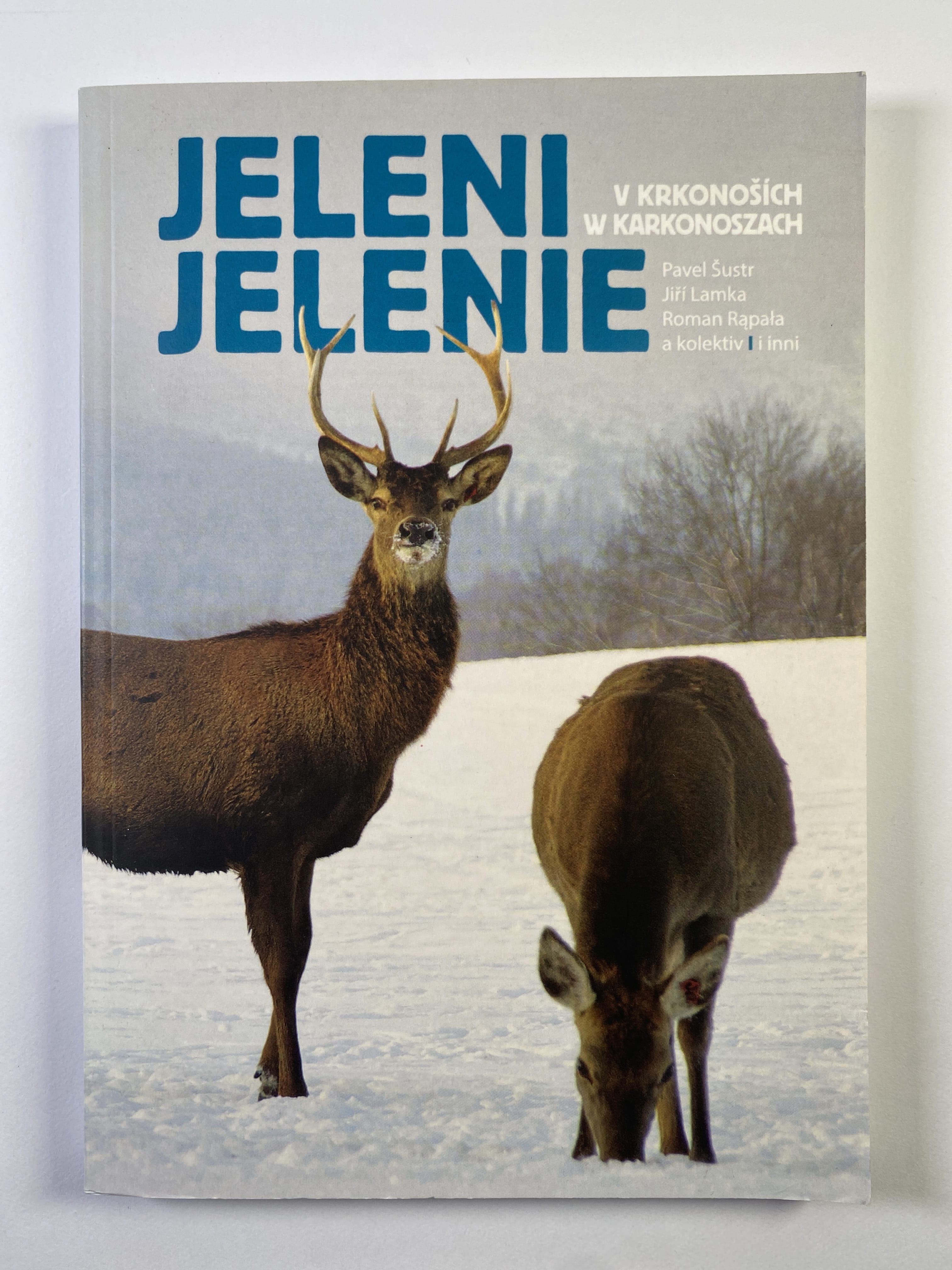 Levně Jeleni v Krkonoších