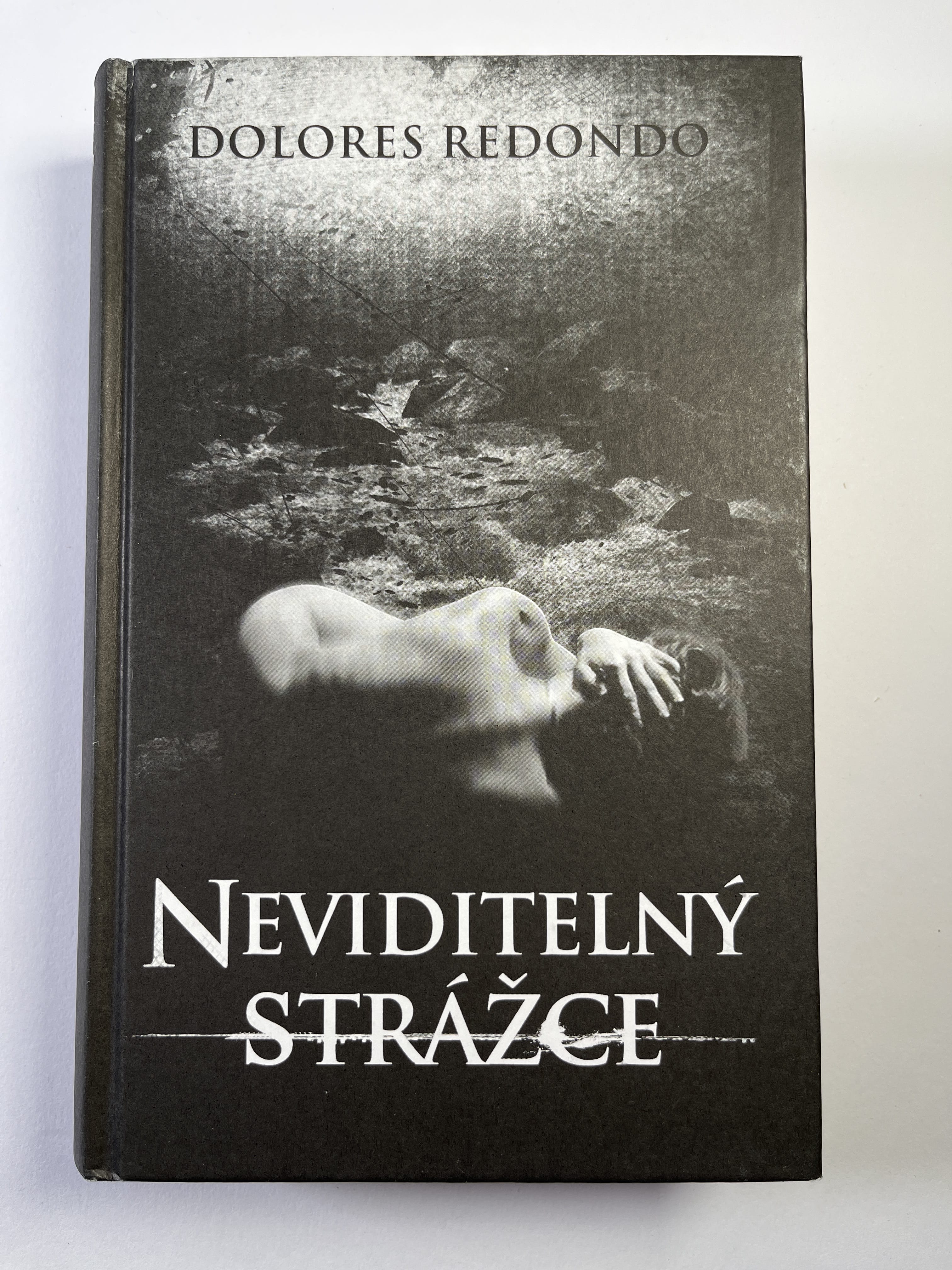 Neviditelný strážce Bez obalu 2013