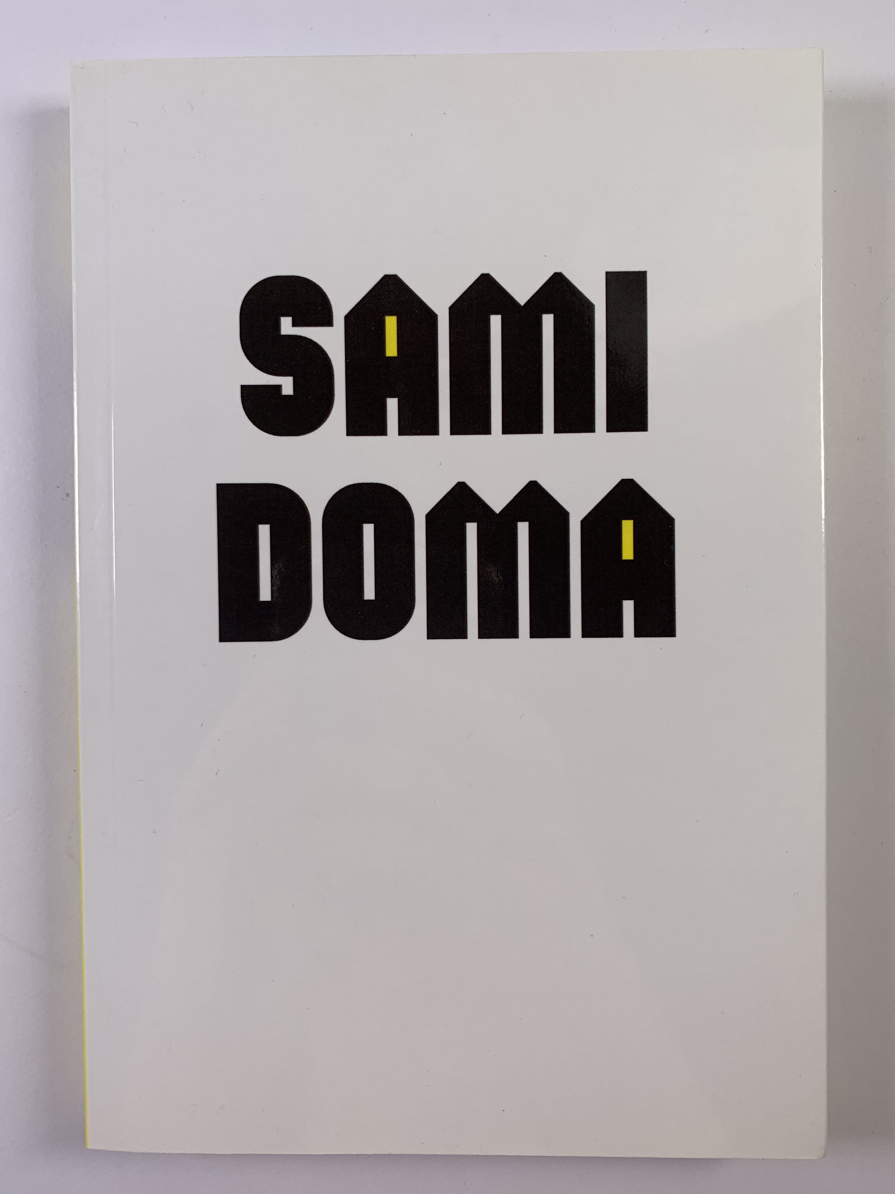 Levně Sami doma