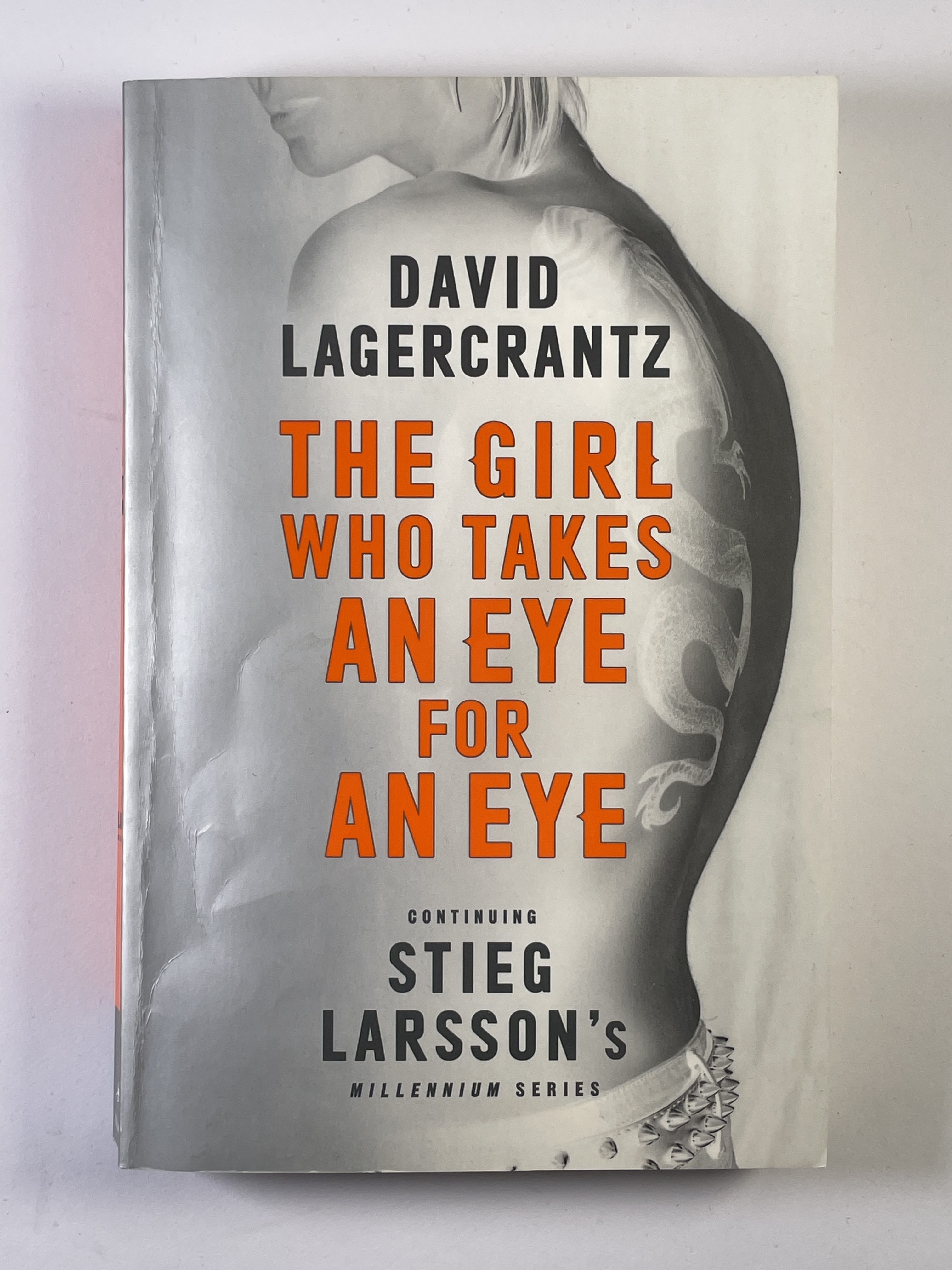Levně The Girl Who Takes an Eye for an Eye Měkká 2017