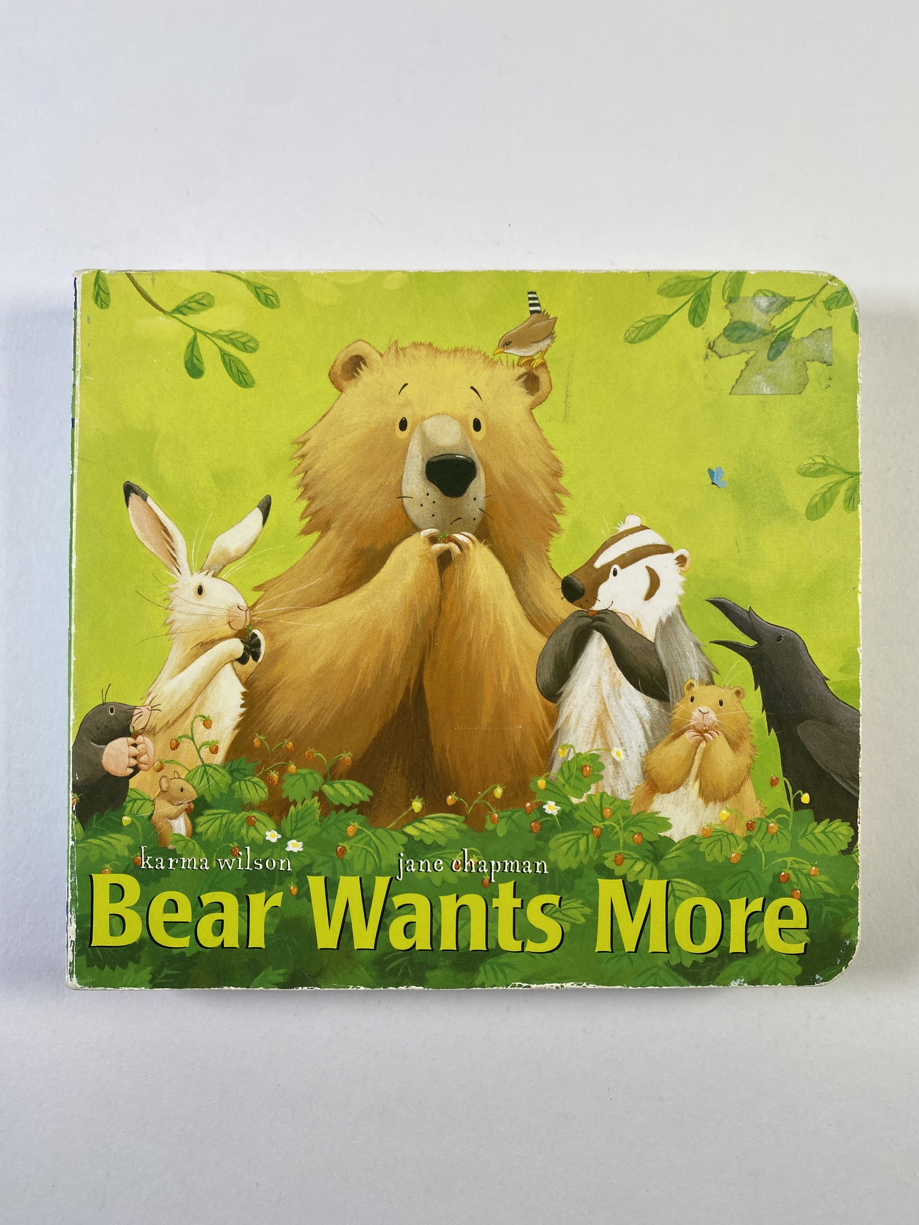 Levně Bear Wants More