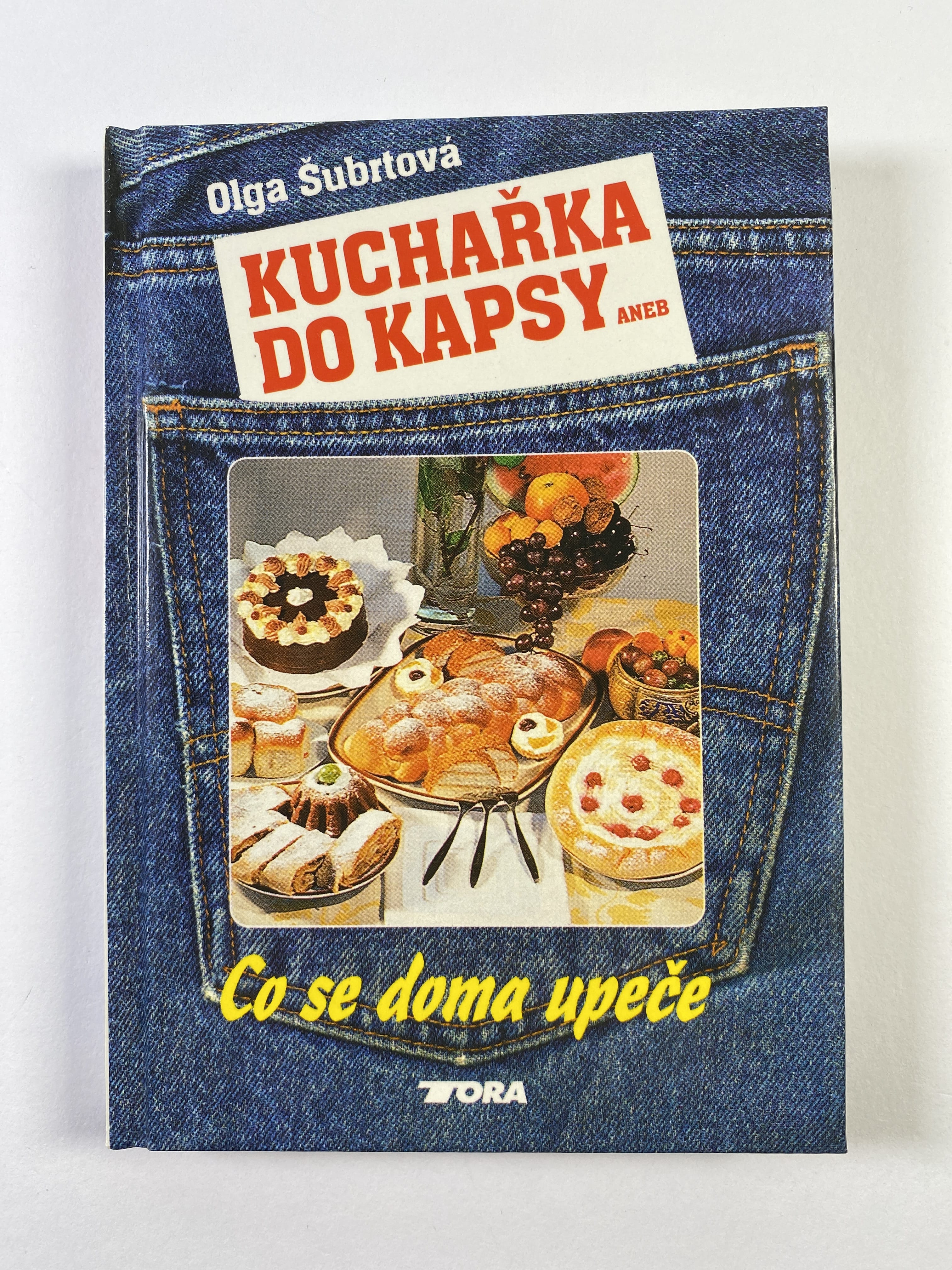 Levně Kuchařka do kapsy: Co se doma upeče