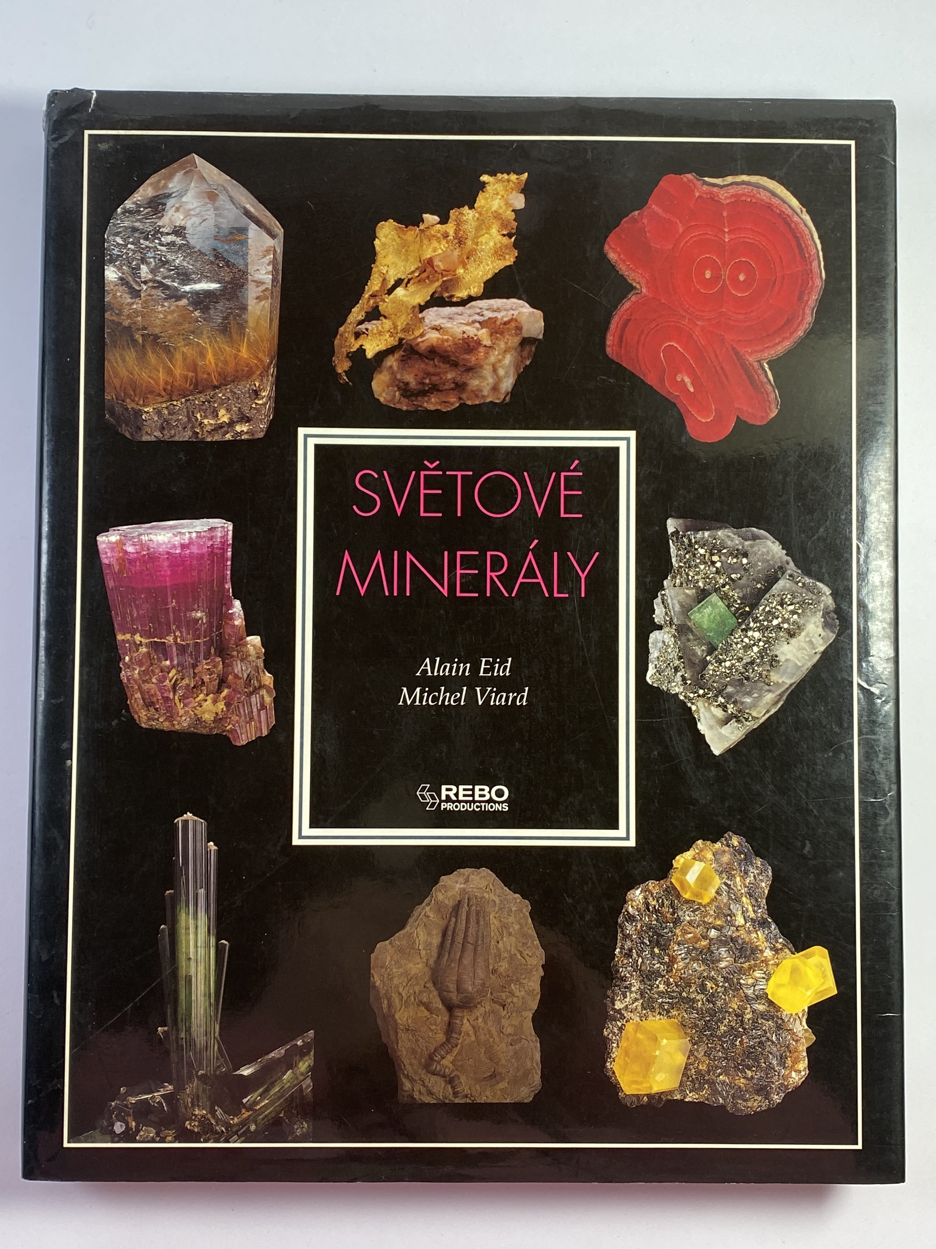 Levně Světové minerály