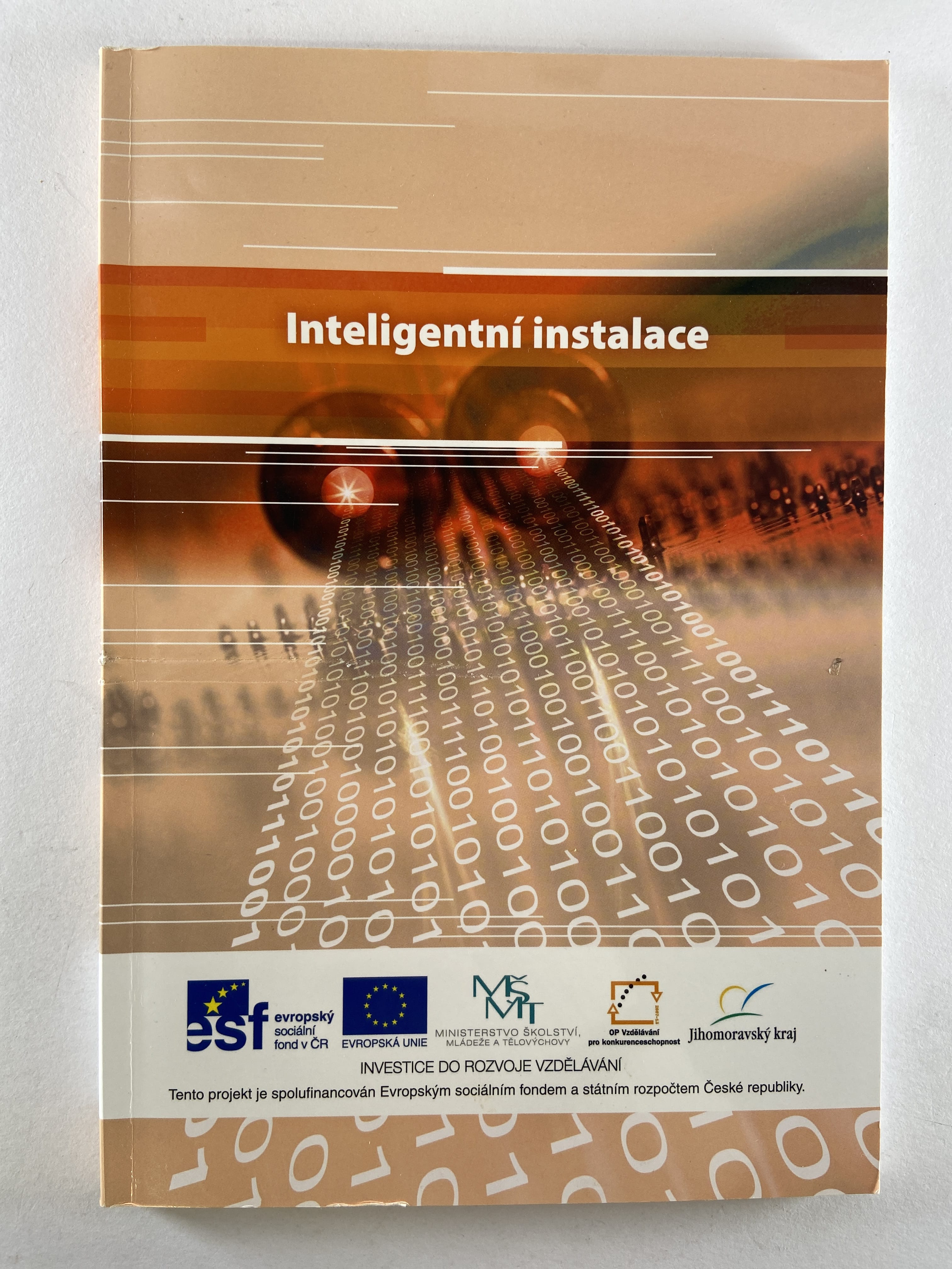 Levně Inteligentní instalace - Měkká (2010)