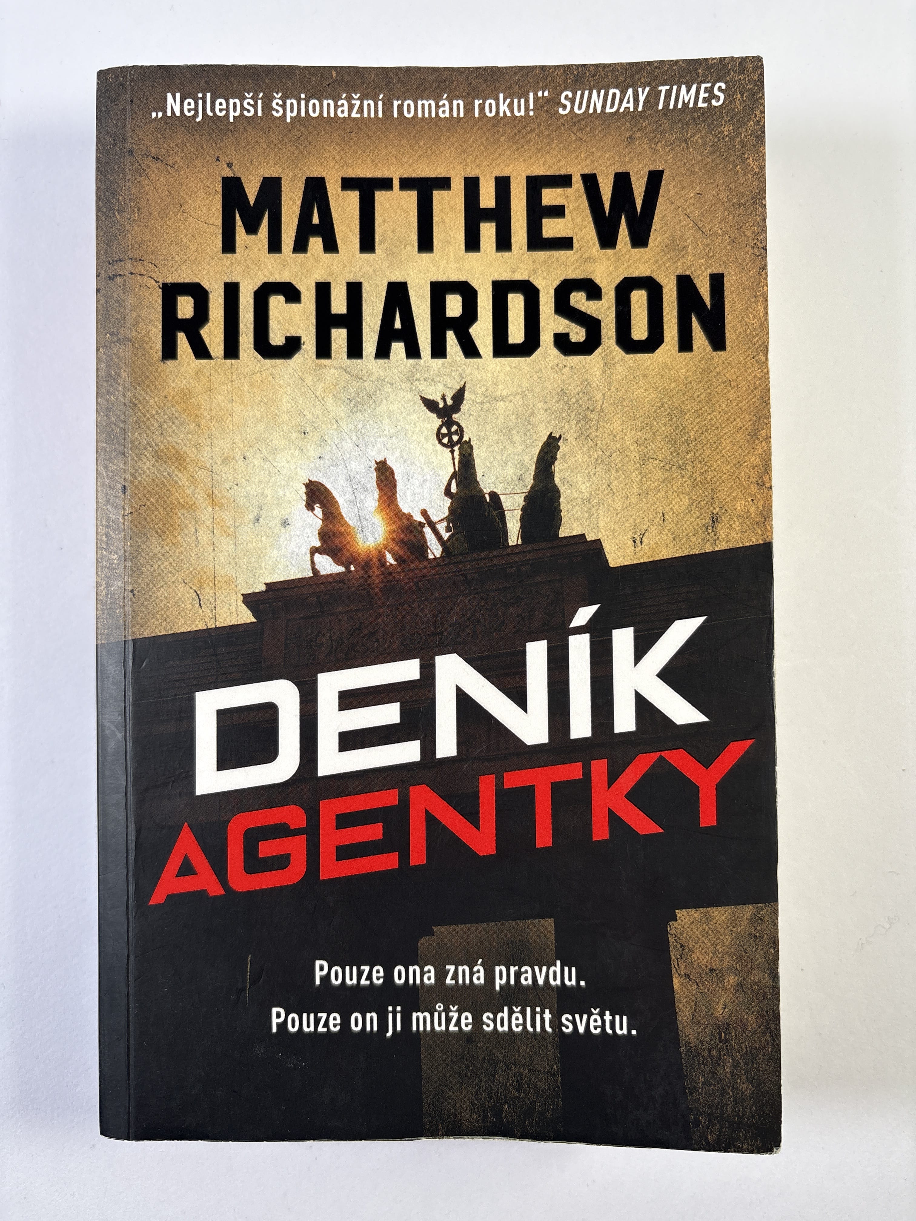Levně Deník agentky