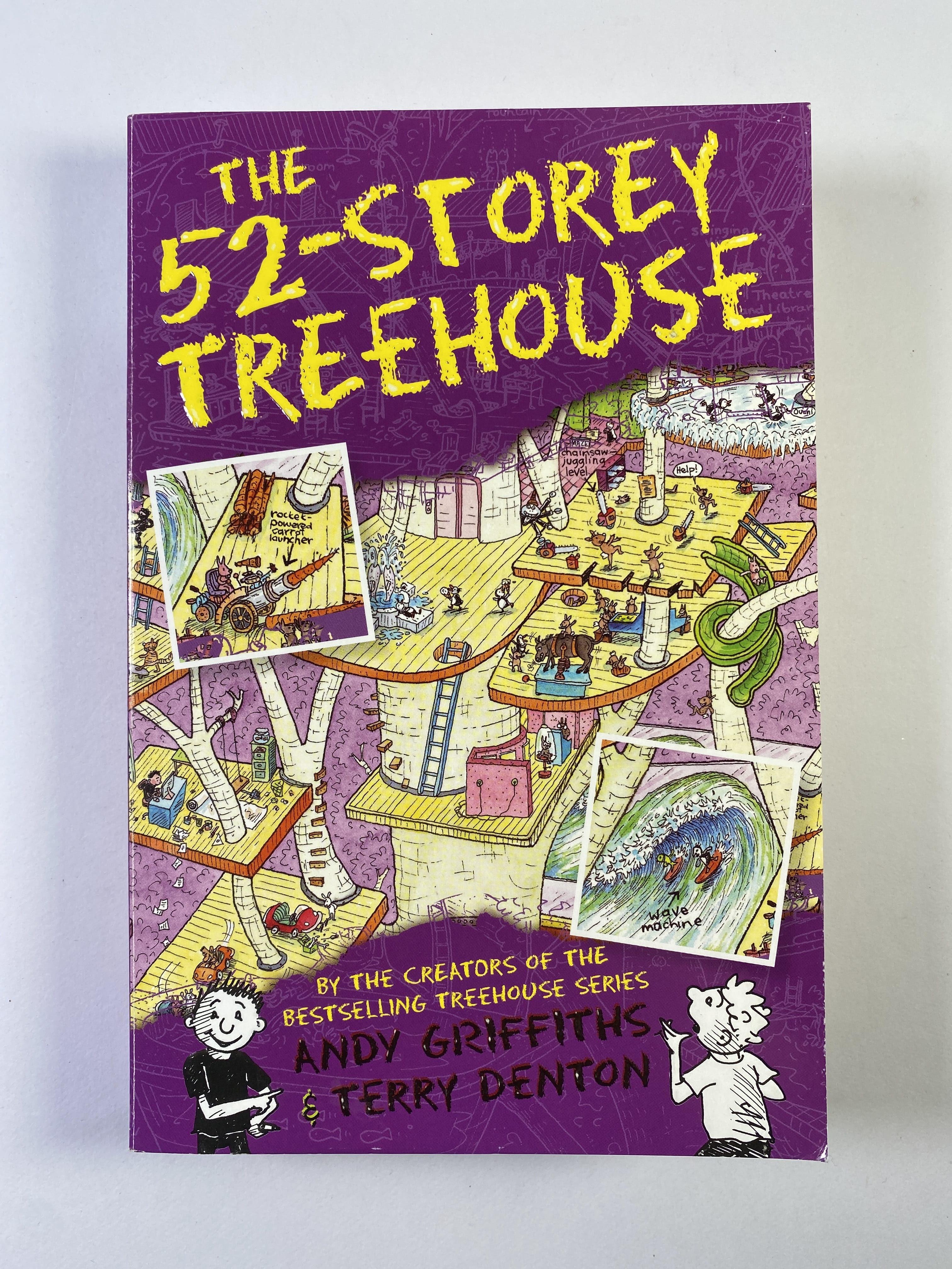 Levně The 52-Storey Treehouse