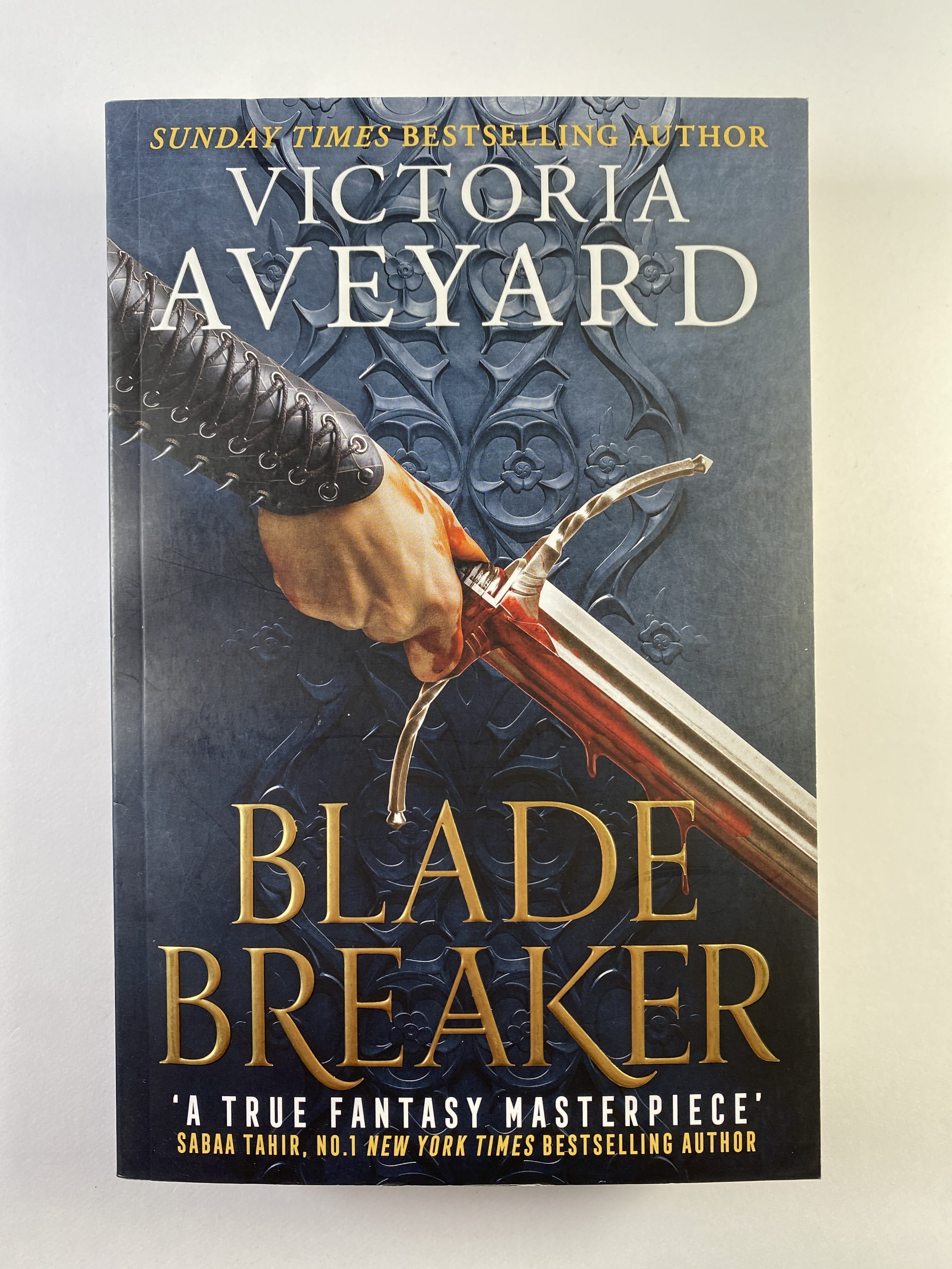 Levně Blade Breaker