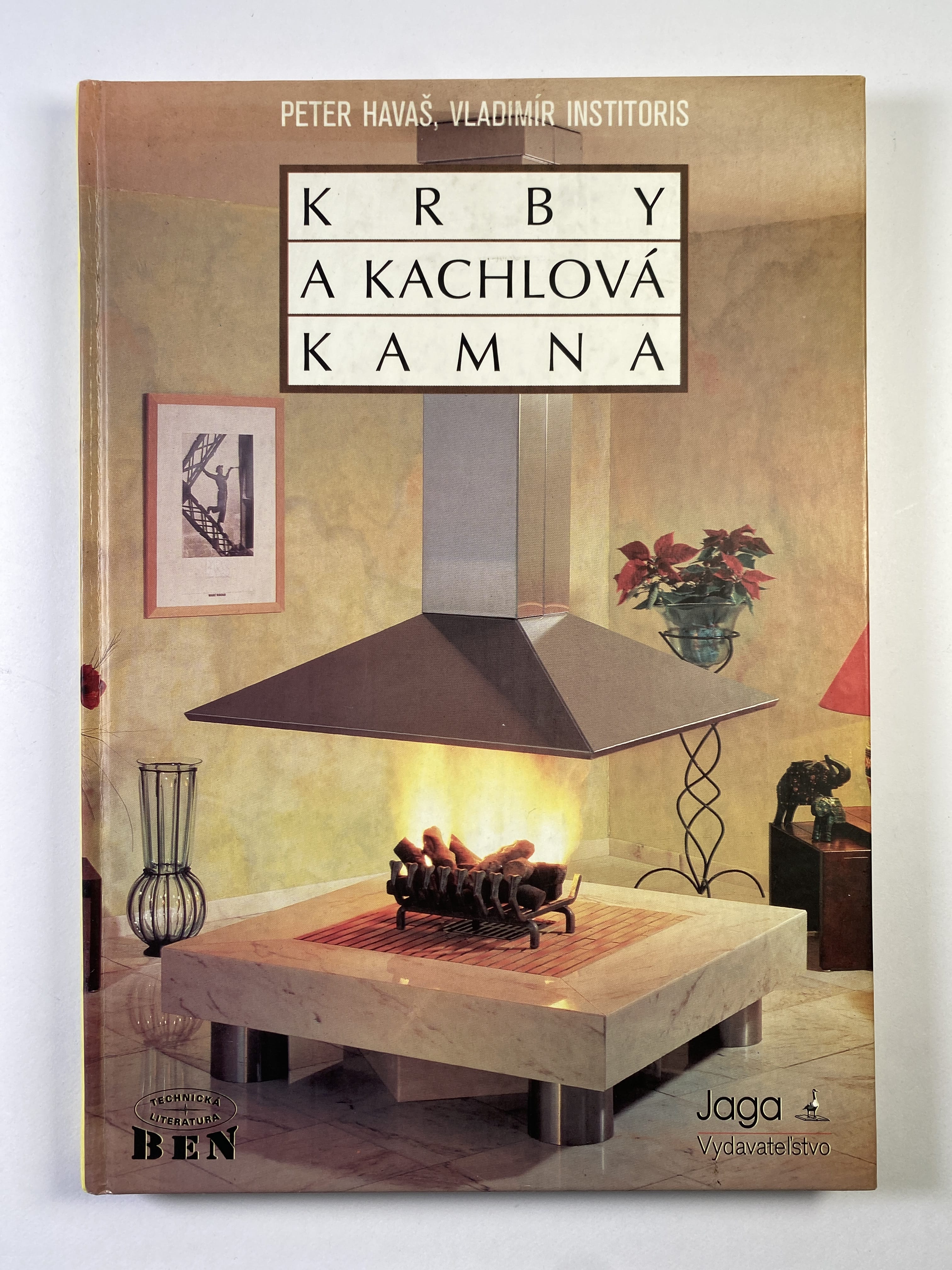 Levně Krby a kachlová kamna