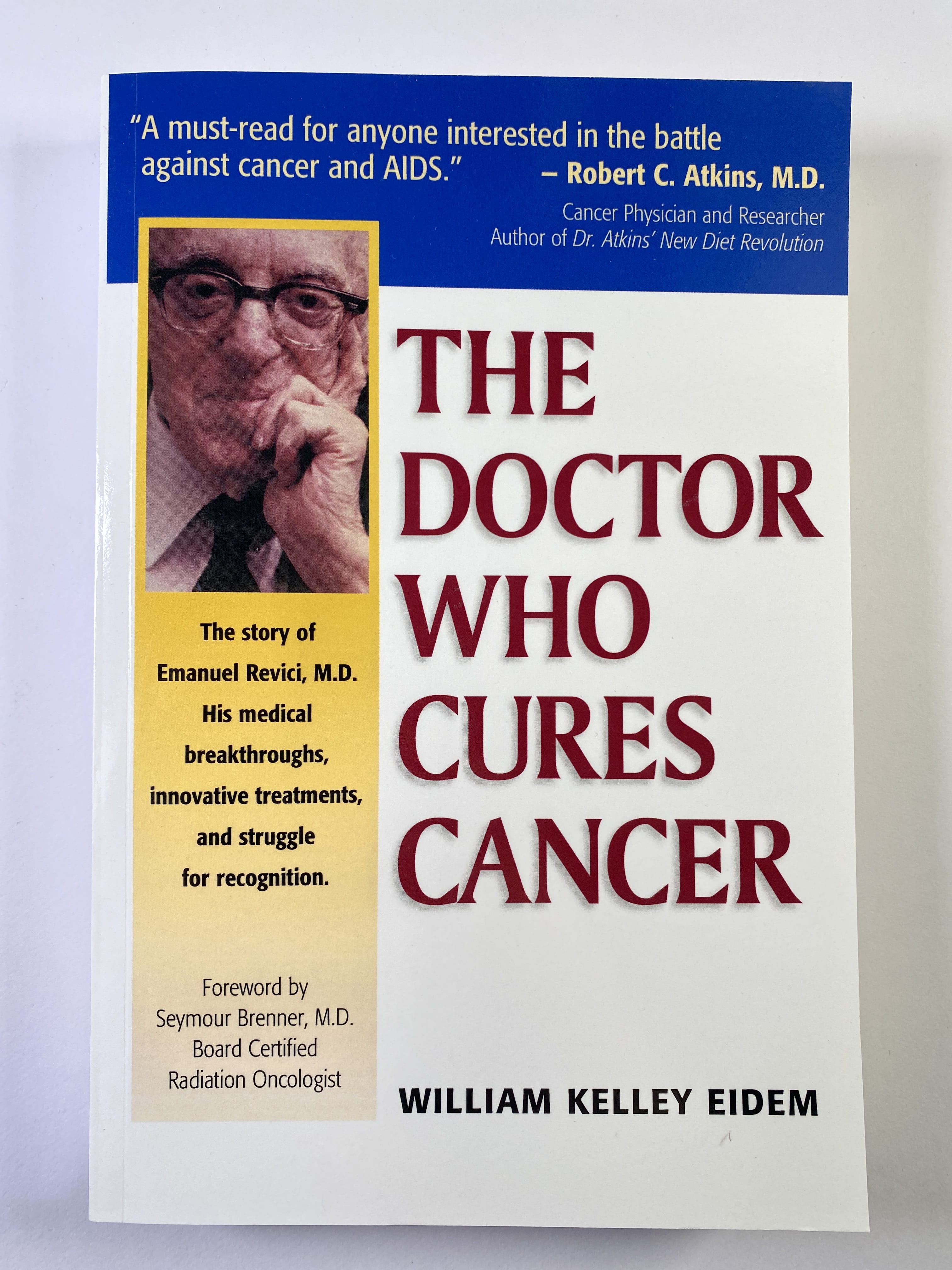 Levně The Doctor Who Cures Cancer