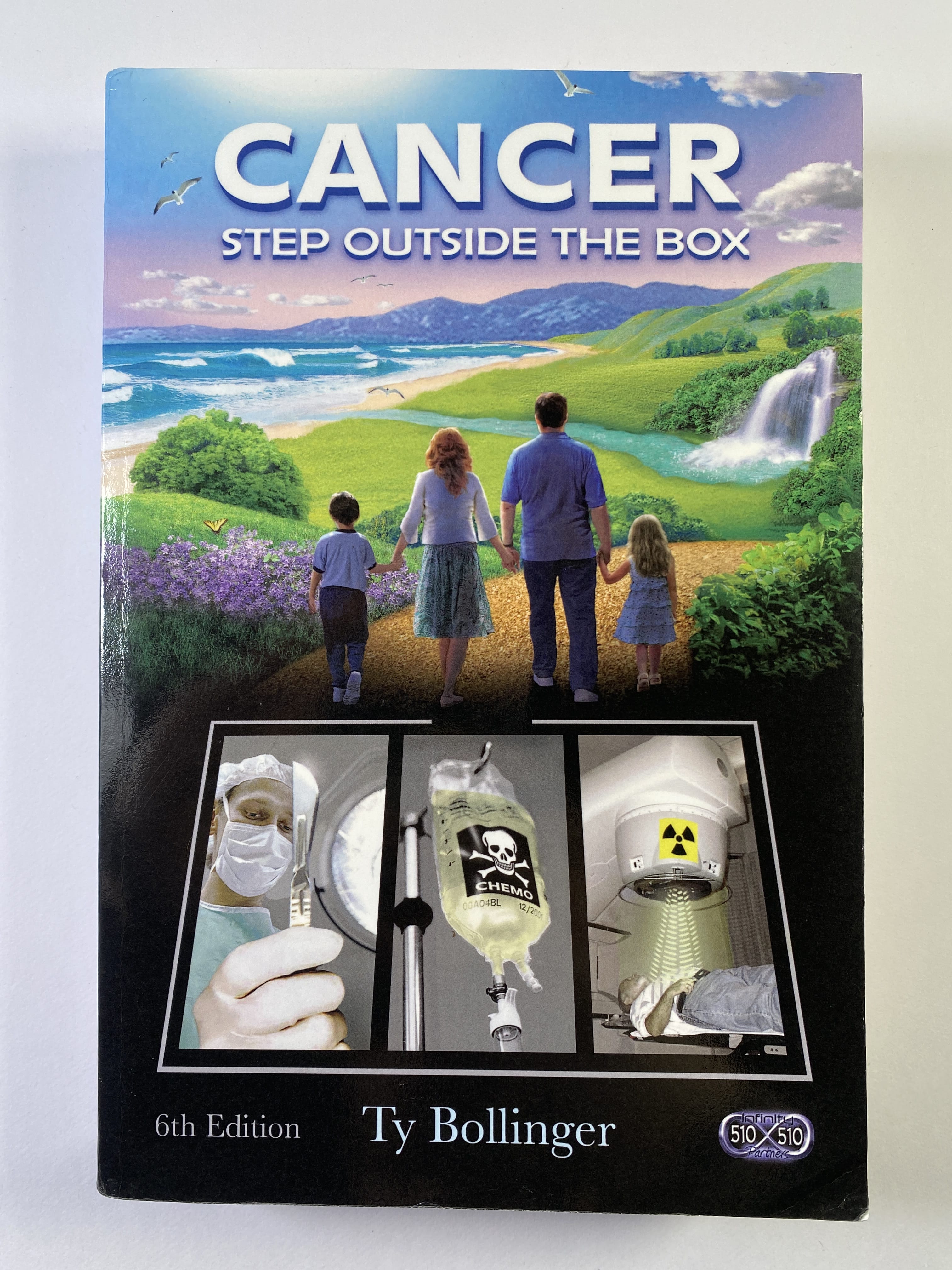Levně Cancer: Step Outside The Box