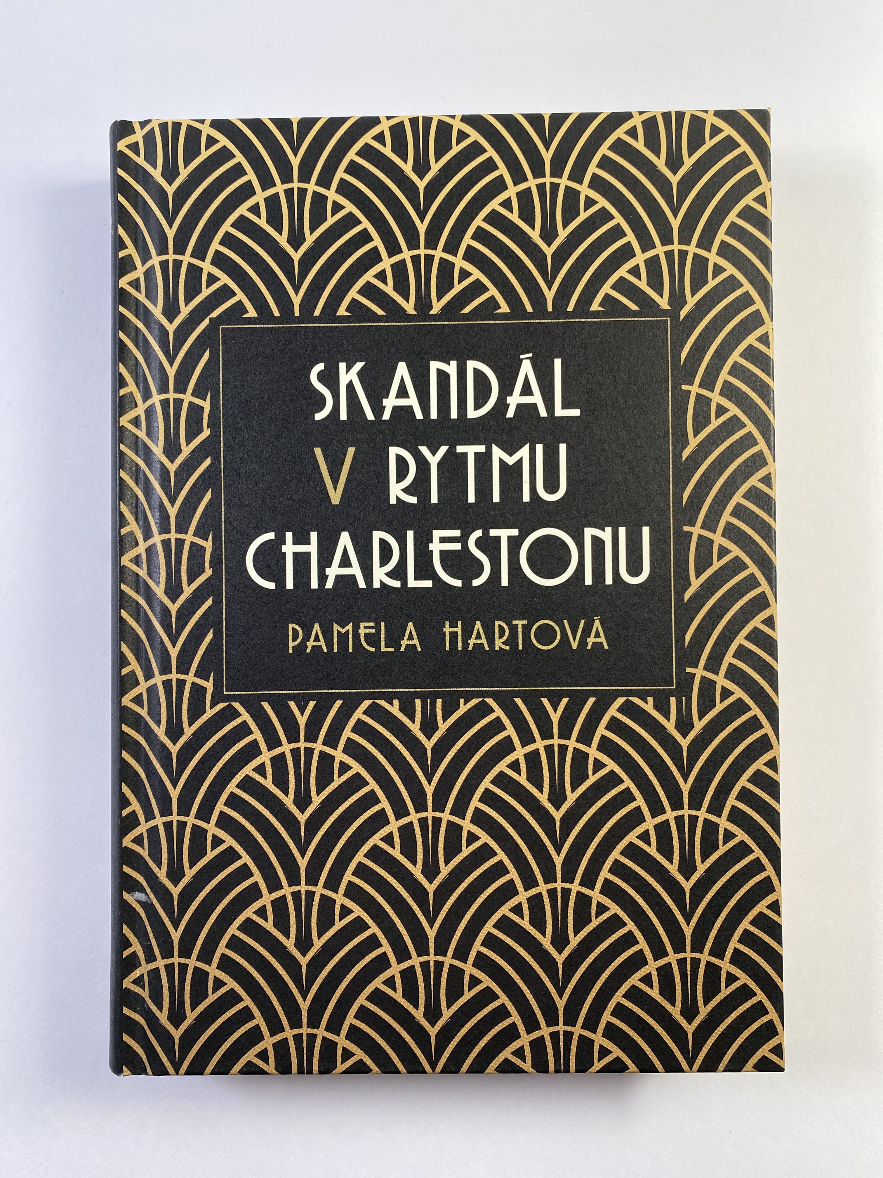 Skandál v rytmu charlestonu Bez obalu 2022
