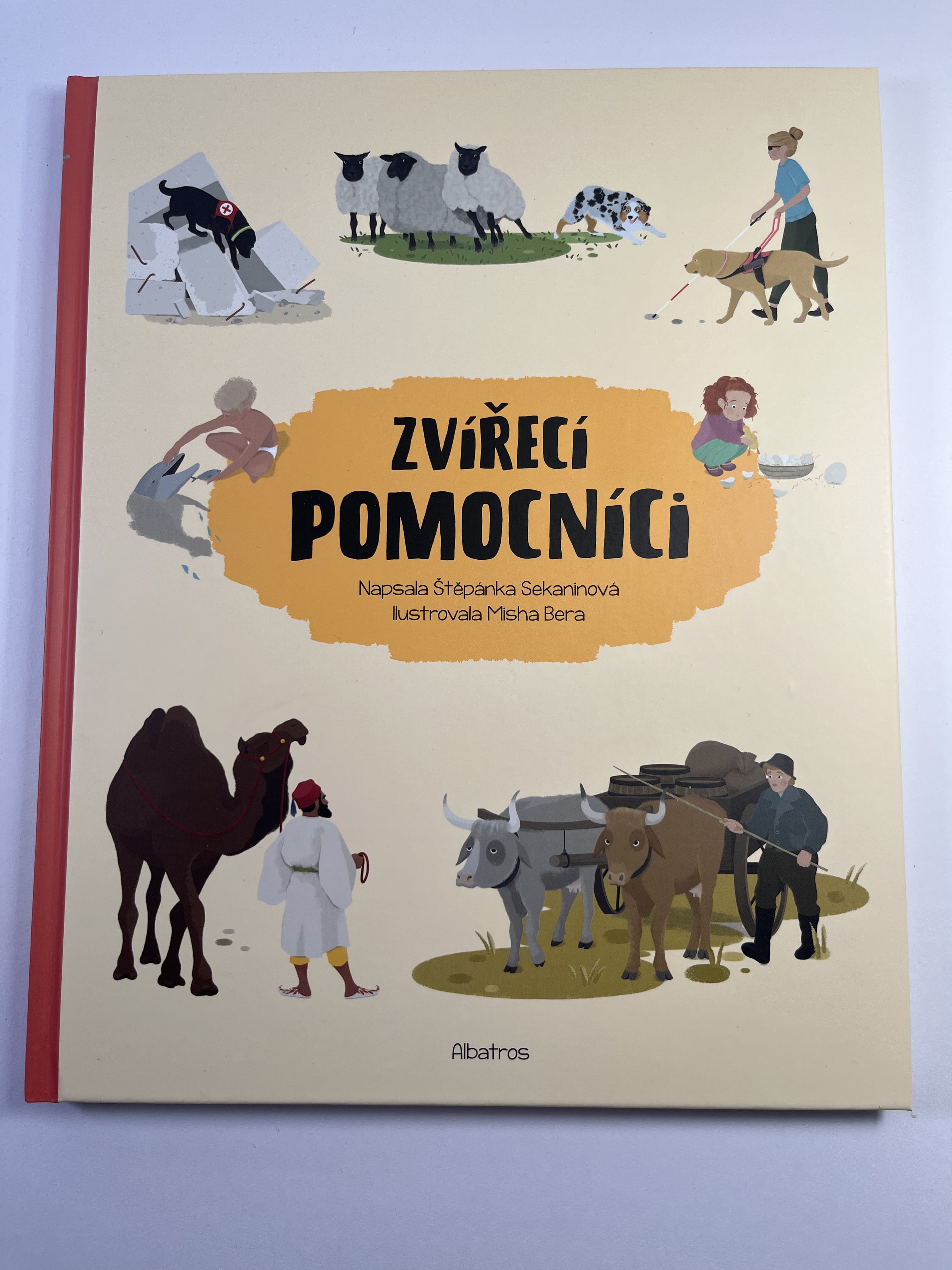 Levně Zvířecí pomocníci