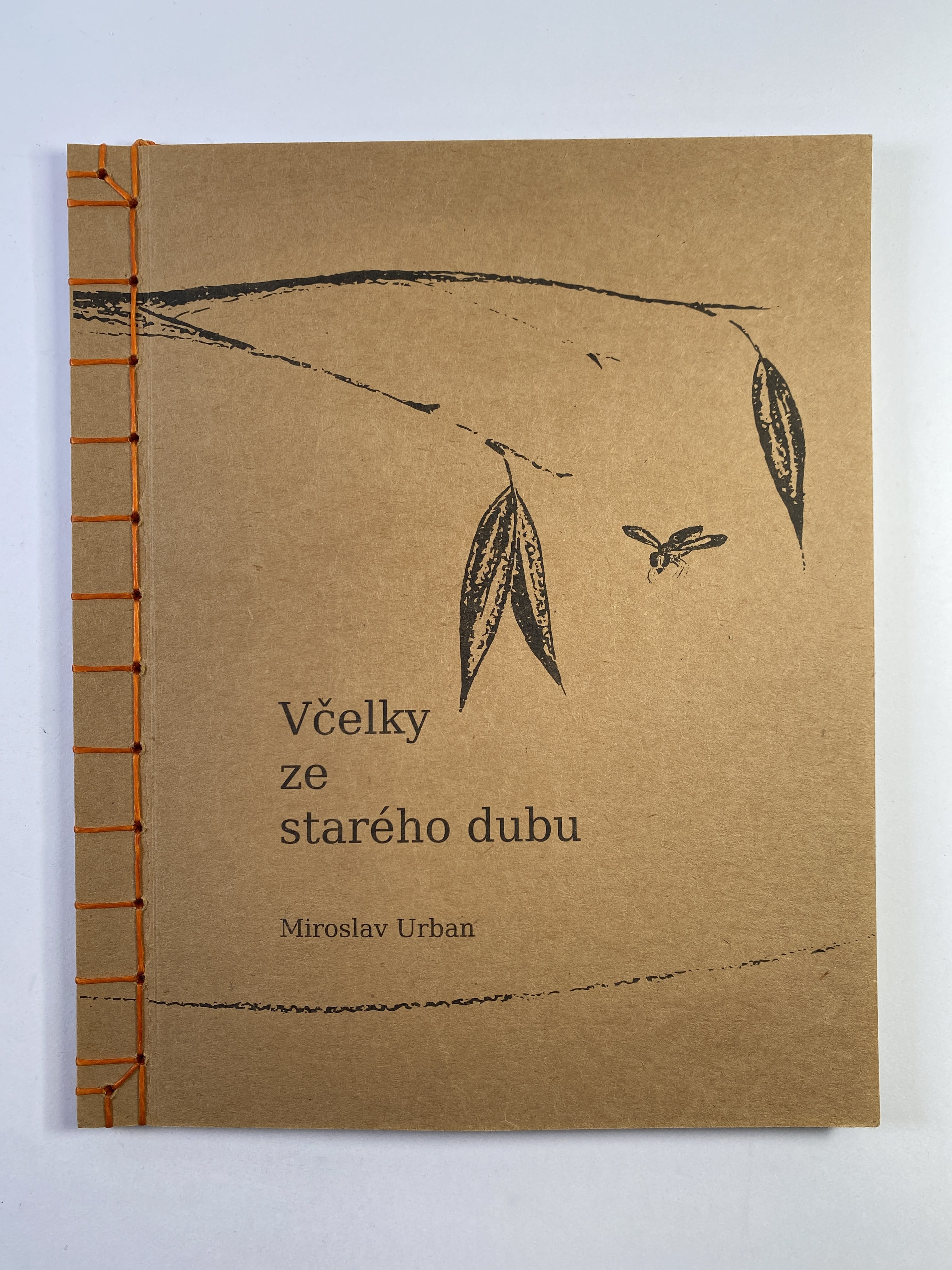 Levně Včelky ze starého dubu